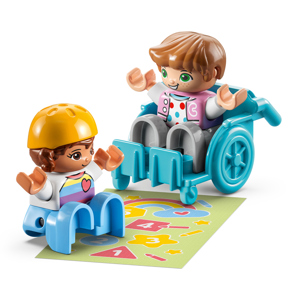 Lego Life At The Day-Care Center 10992